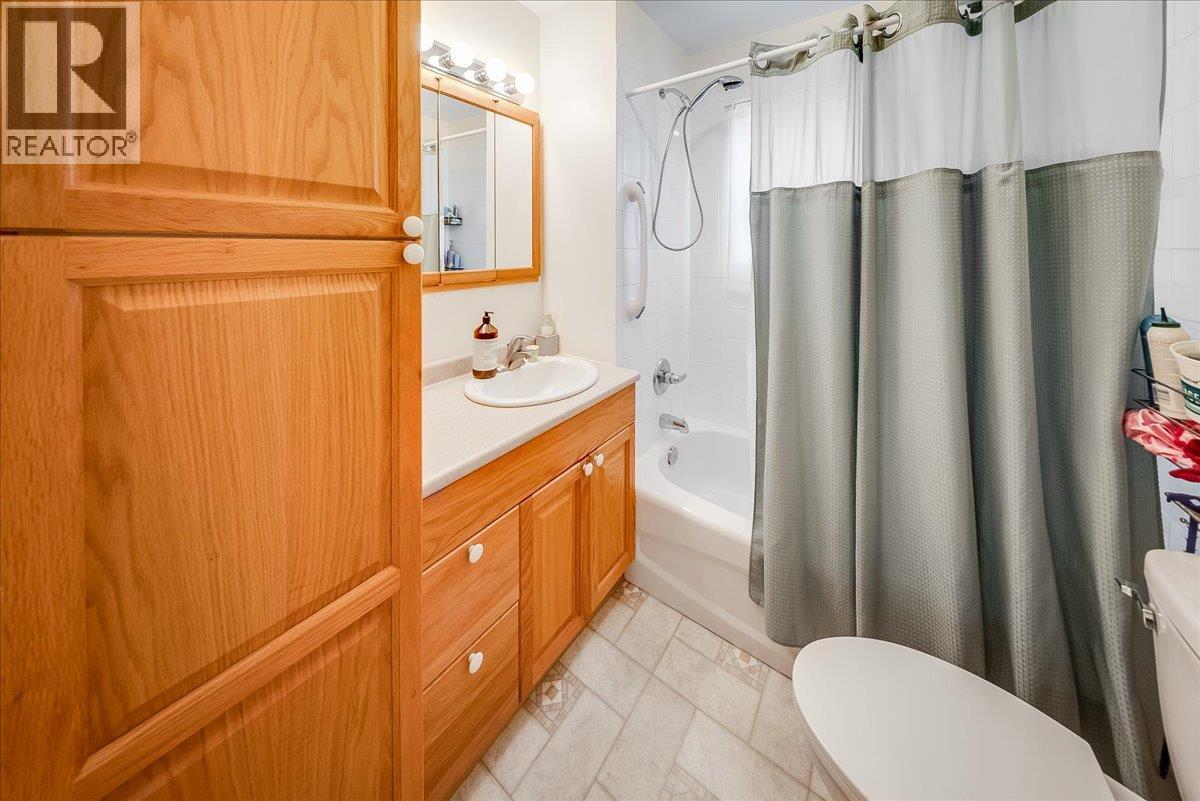 1817 Fourth Avenue, Trail, British Columbia  V1R 1T2 - Photo 13 - 10391228