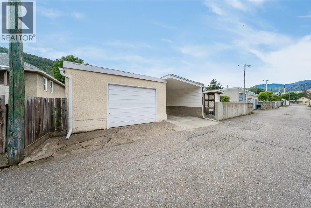1817 Fourth Avenue, Trail, British Columbia  V1R 1T2 - Photo 22 - 10391228
