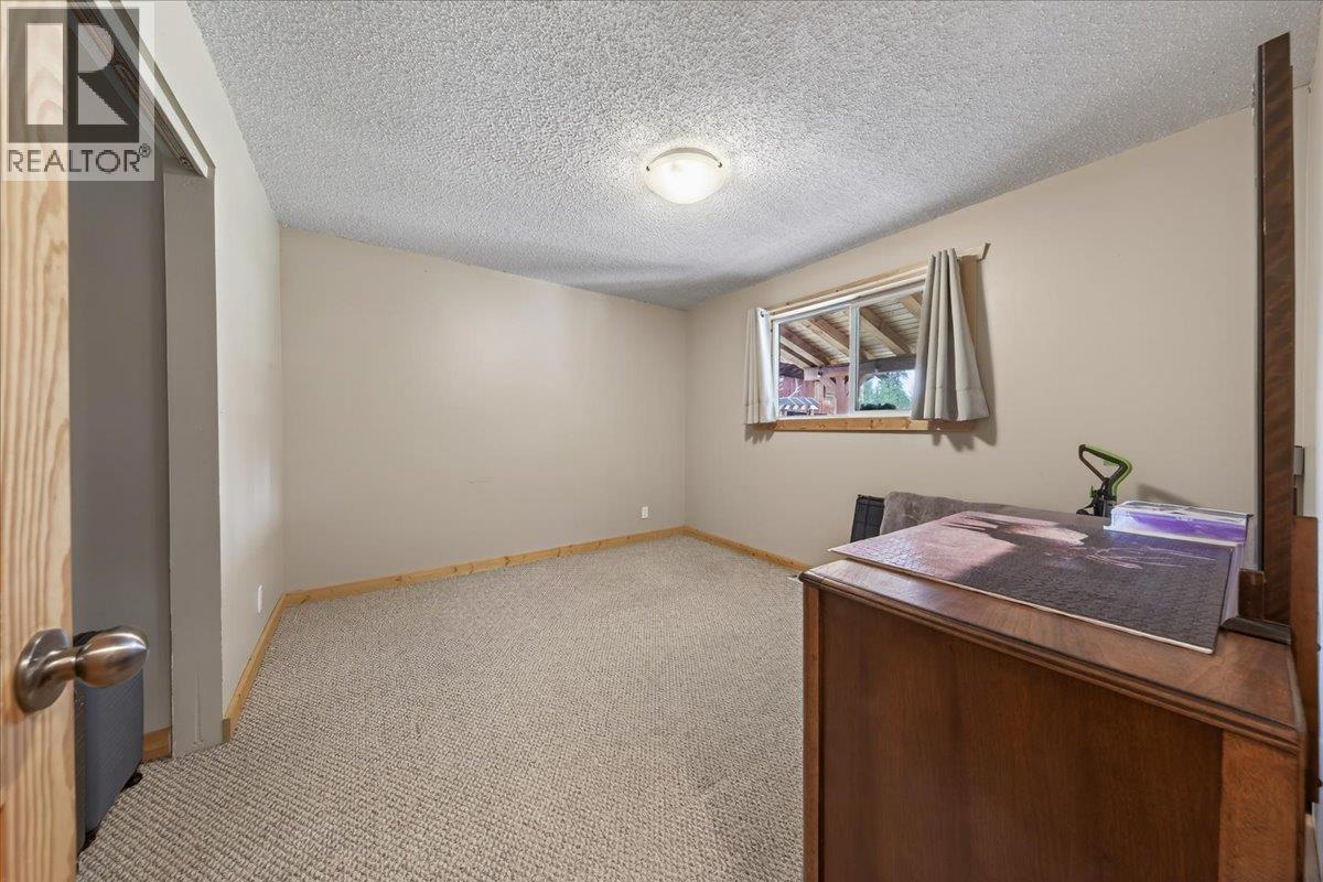 7854 Thompson Road, Kimberley, British Columbia  V1A 3L7 - Photo 15 - 10390664