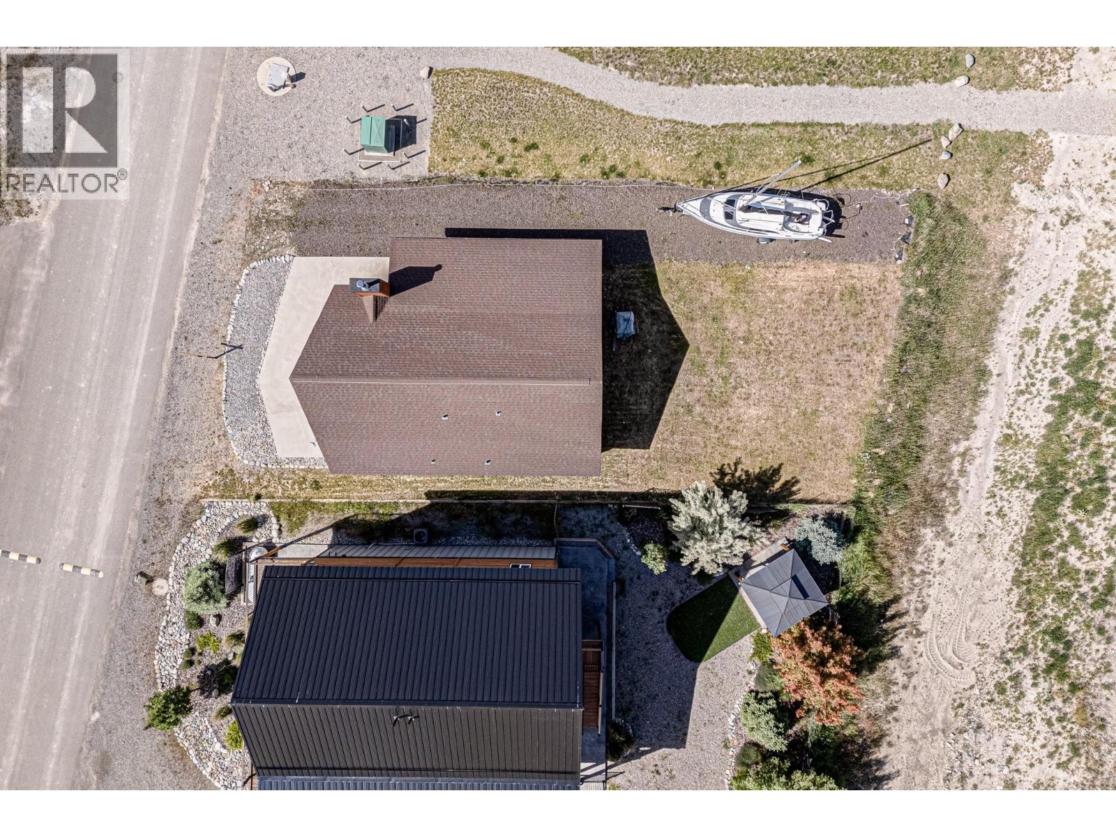 1695 Koocanusa Lake Drive, Lake Koocanusa, British Columbia  V0B 1T5 - Photo 10 - 10390910