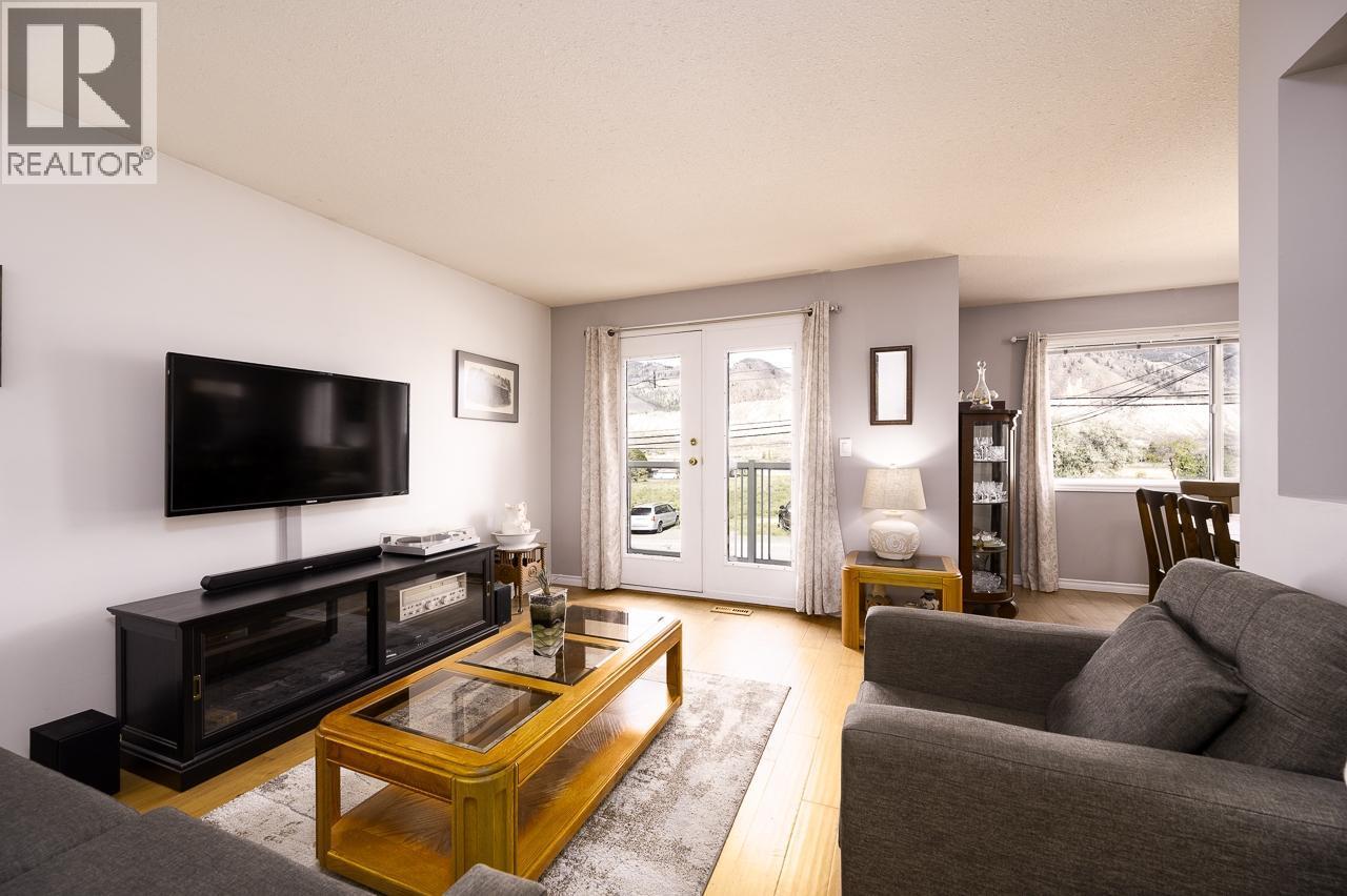 6037 Dallas Drive, Kamloops, British Columbia  V2C 5Z9 - Photo 3 - 10391373