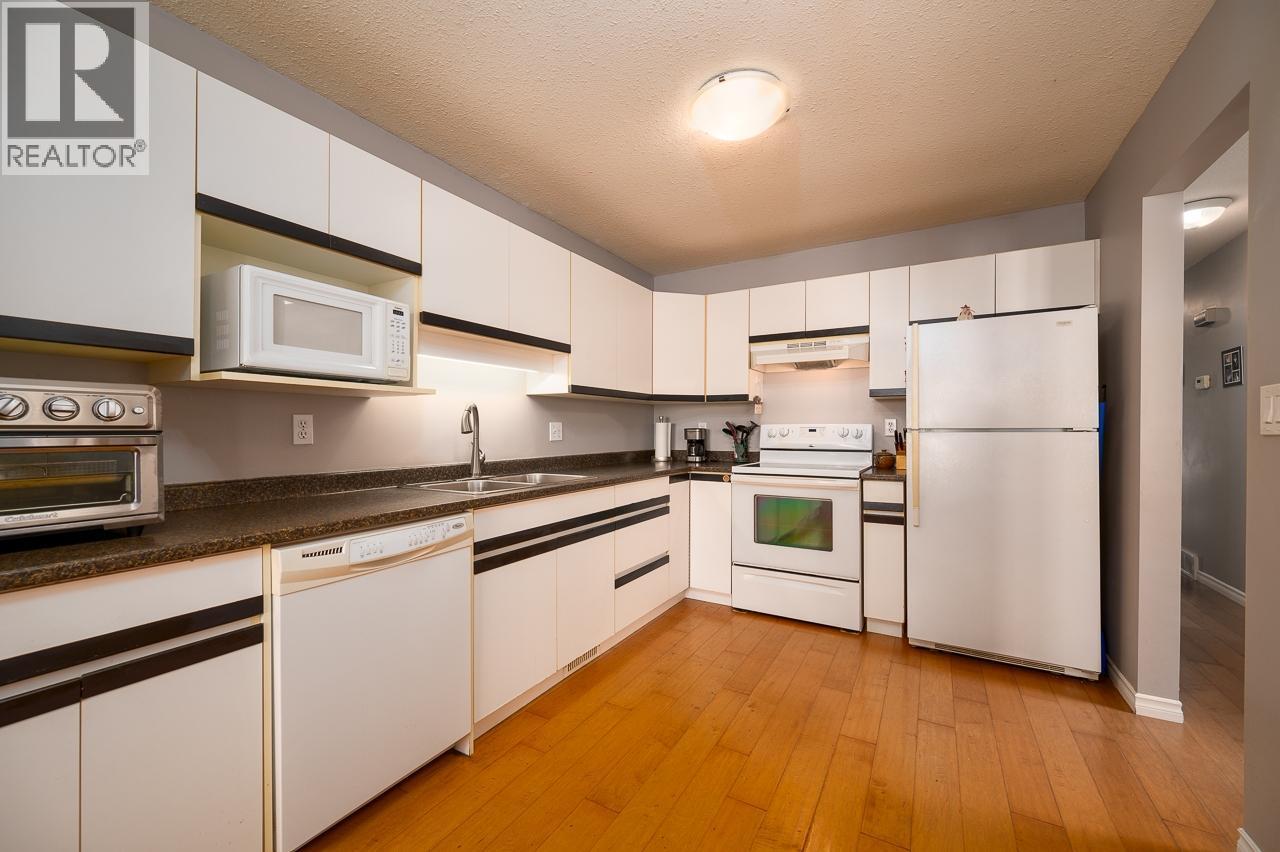 6037 Dallas Drive, Kamloops, British Columbia  V2C 5Z9 - Photo 8 - 10391373