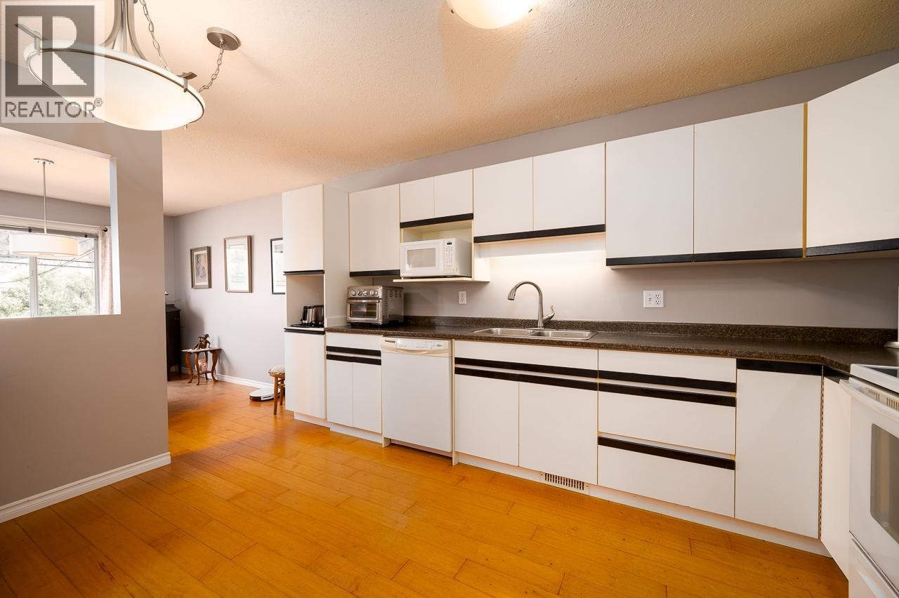 6037 Dallas Drive, Kamloops, British Columbia  V2C 5Z9 - Photo 9 - 10391373