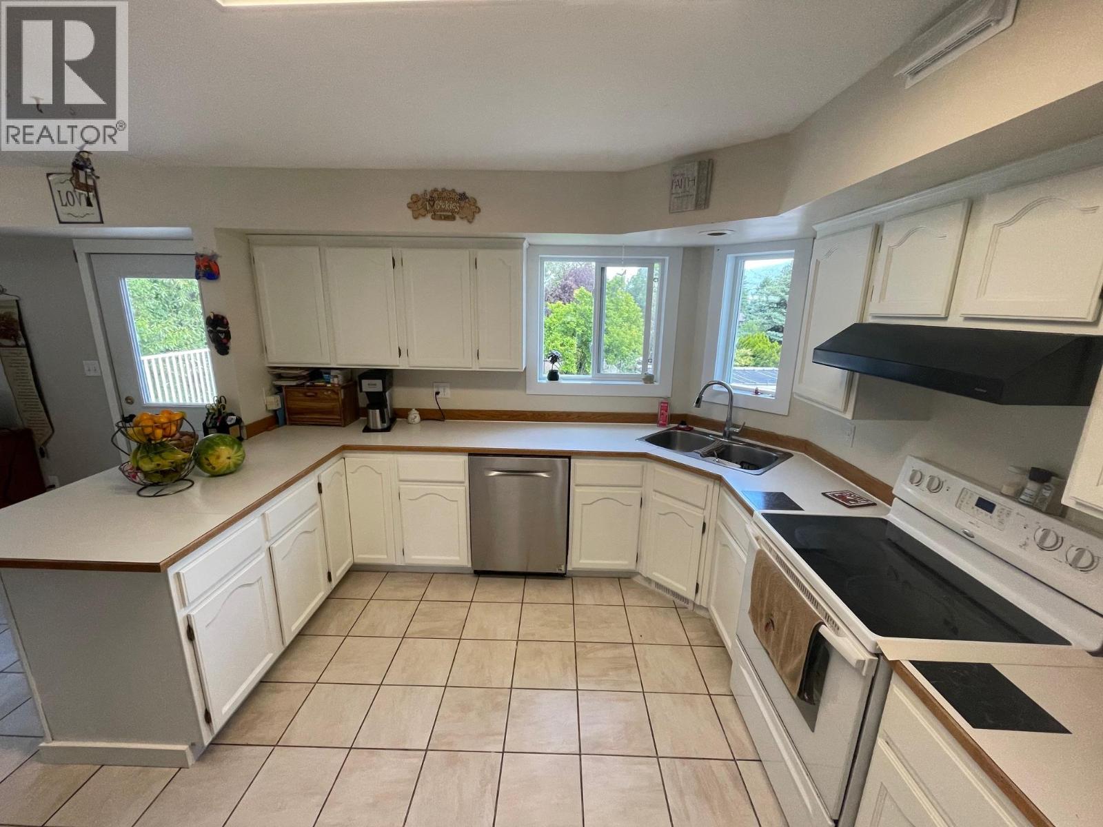 6846 Galena Avenue, Grand Forks, British Columbia  V0H 1H2 - Photo 19 - 10390768