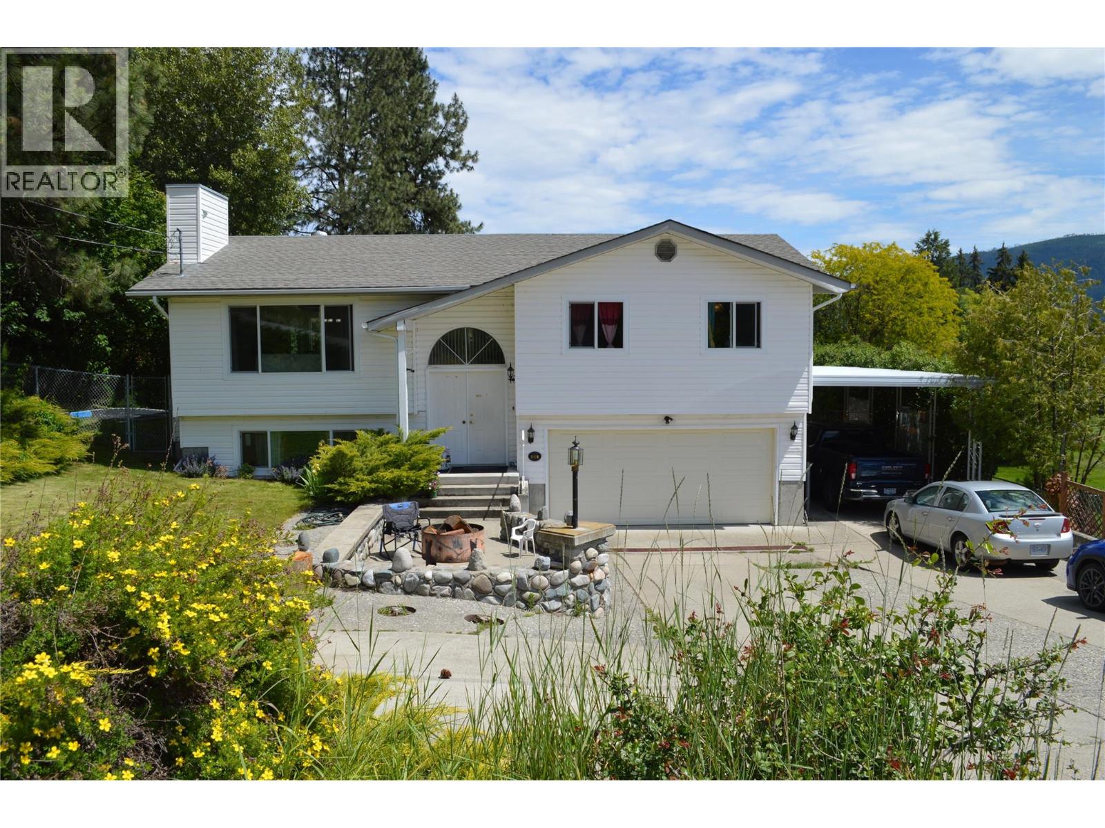 6846 Galena Avenue, Grand Forks, British Columbia  V0H 1H2 - Photo 2 - 10390768