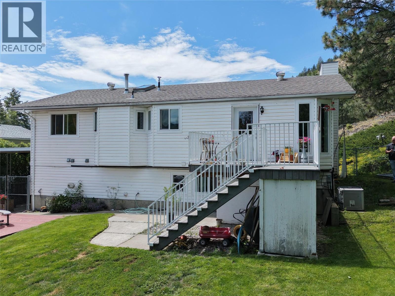 6846 Galena Avenue, Grand Forks, British Columbia  V0H 1H2 - Photo 3 - 10390768