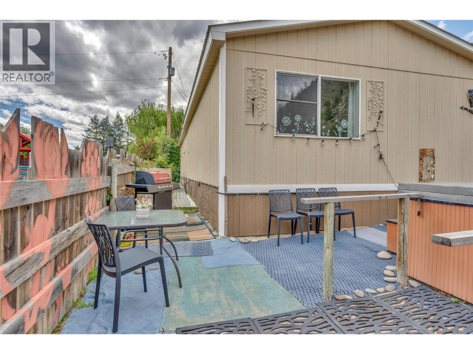 1530 Main Street N, Olalla, British Columbia  V0X 1N6 - Photo 30 - 10390962