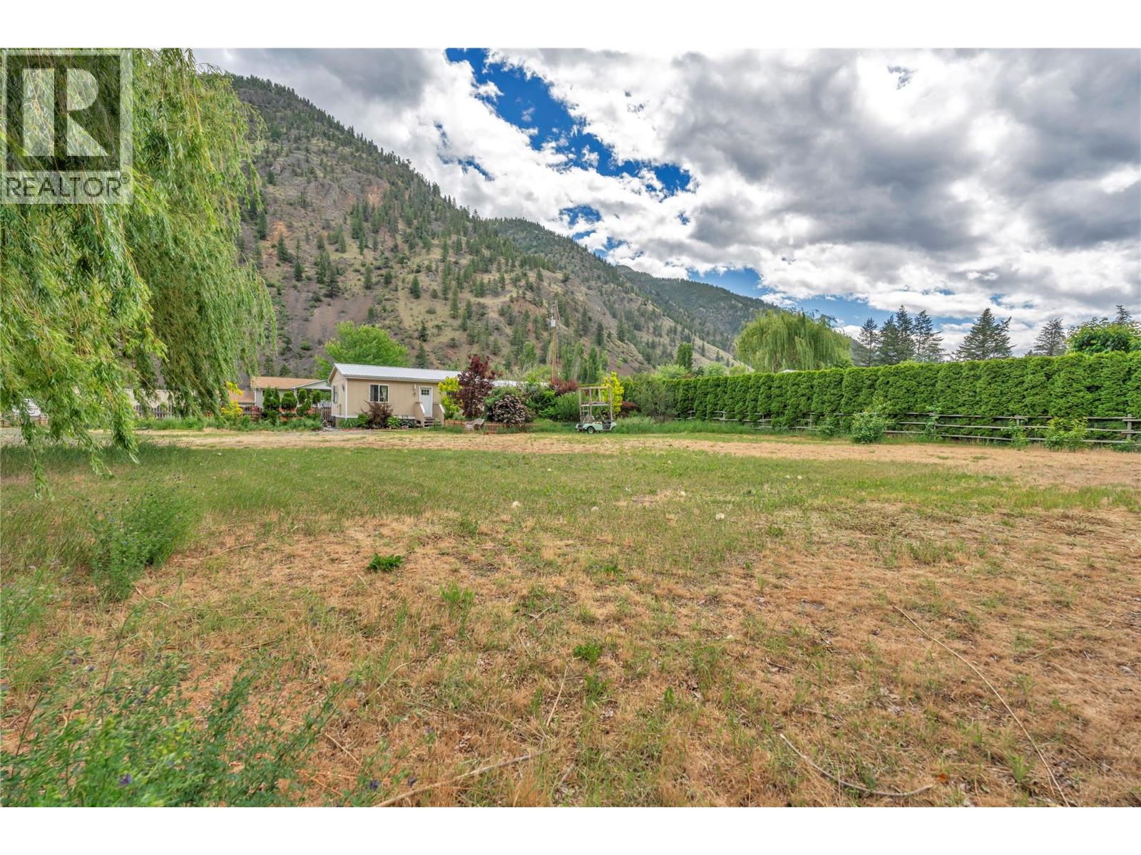1530 Main Street N, Olalla, British Columbia  V0X 1N6 - Photo 34 - 10390962