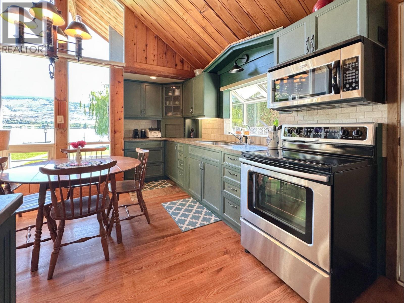 1601 85th Street, Osoyoos, British Columbia  V0H 1V1 - Photo 13 - 10391426