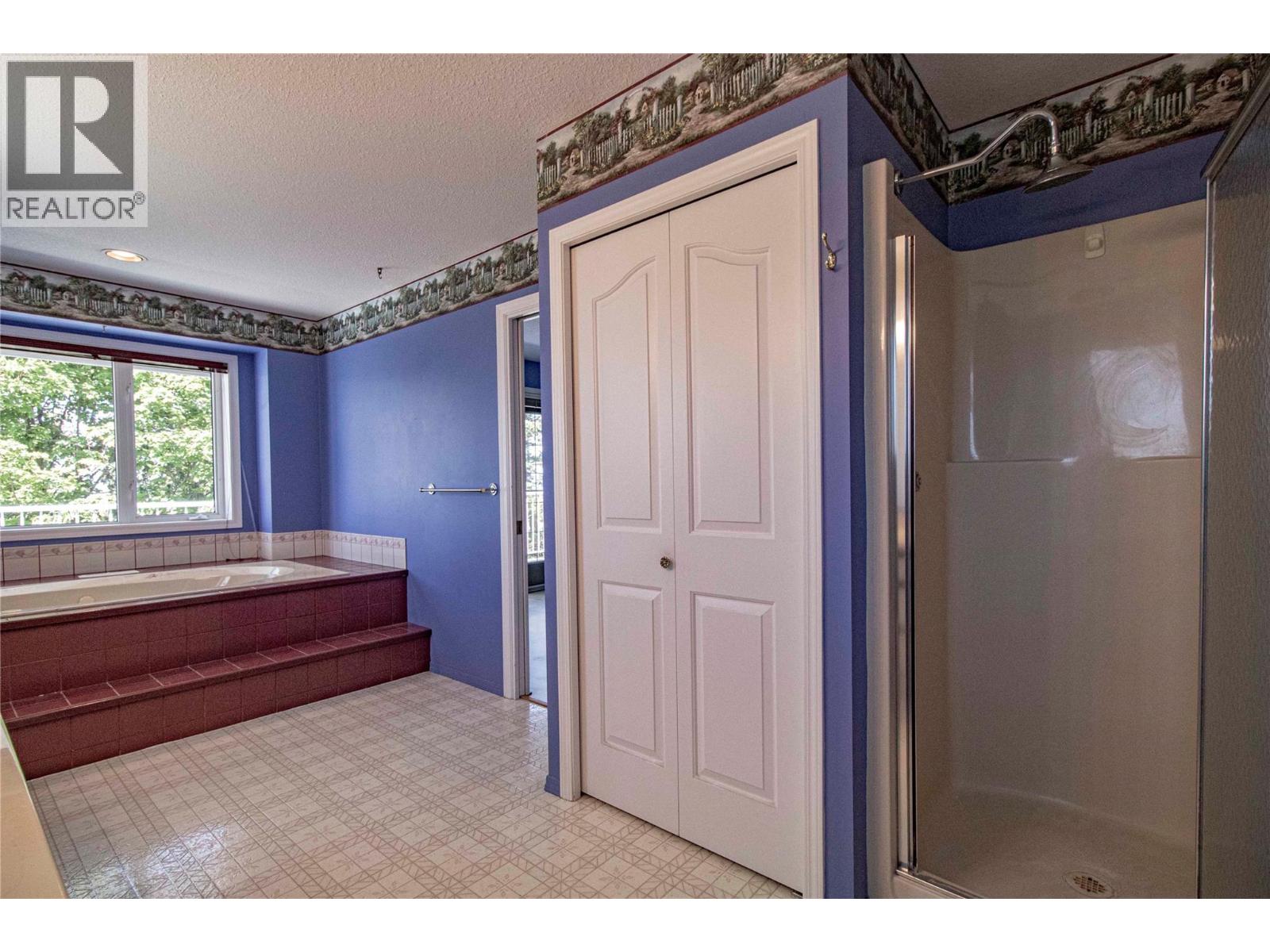 2263 Carmi Road, Penticton, British Columbia  V2A 8V5 - Photo 20 - 10391422