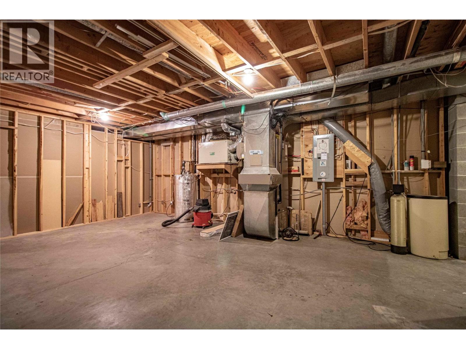 2263 Carmi Road, Penticton, British Columbia  V2A 8V5 - Photo 36 - 10391422