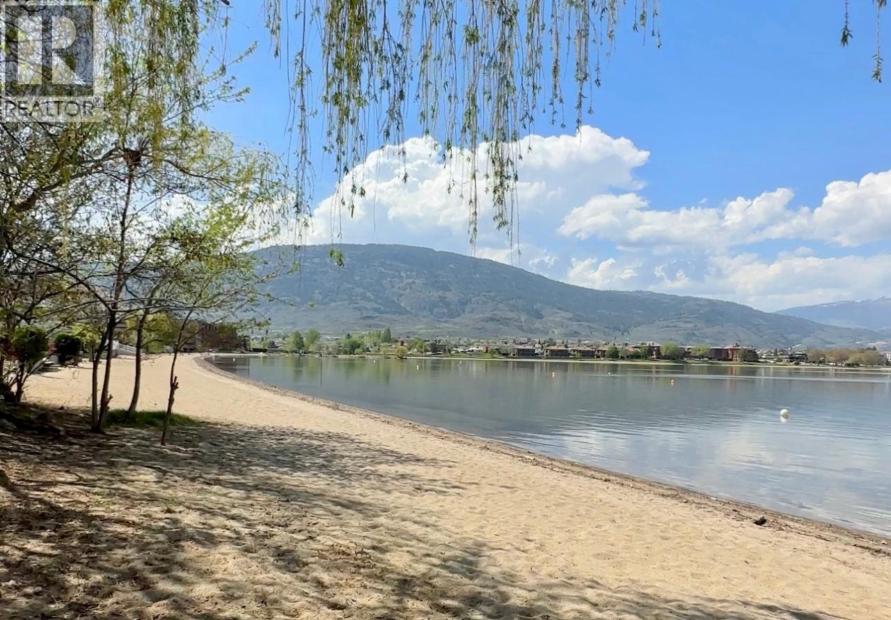 6906-6908 Ponderosa Drive, Osoyoos, British Columbia  V0H 1V3 - Photo 1 - 10391419