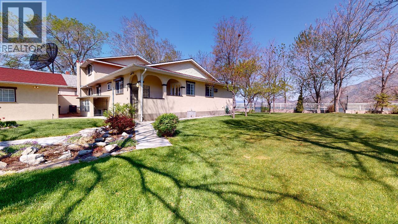 6906-6908 Ponderosa Drive, Osoyoos, British Columbia  V0H 1V3 - Photo 18 - 10391419