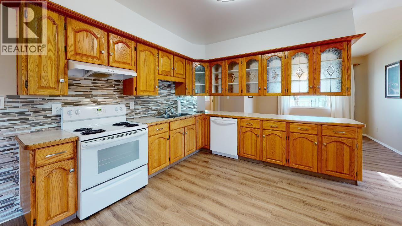 6906-6908 Ponderosa Drive, Osoyoos, British Columbia  V0H 1V3 - Photo 27 - 10391419