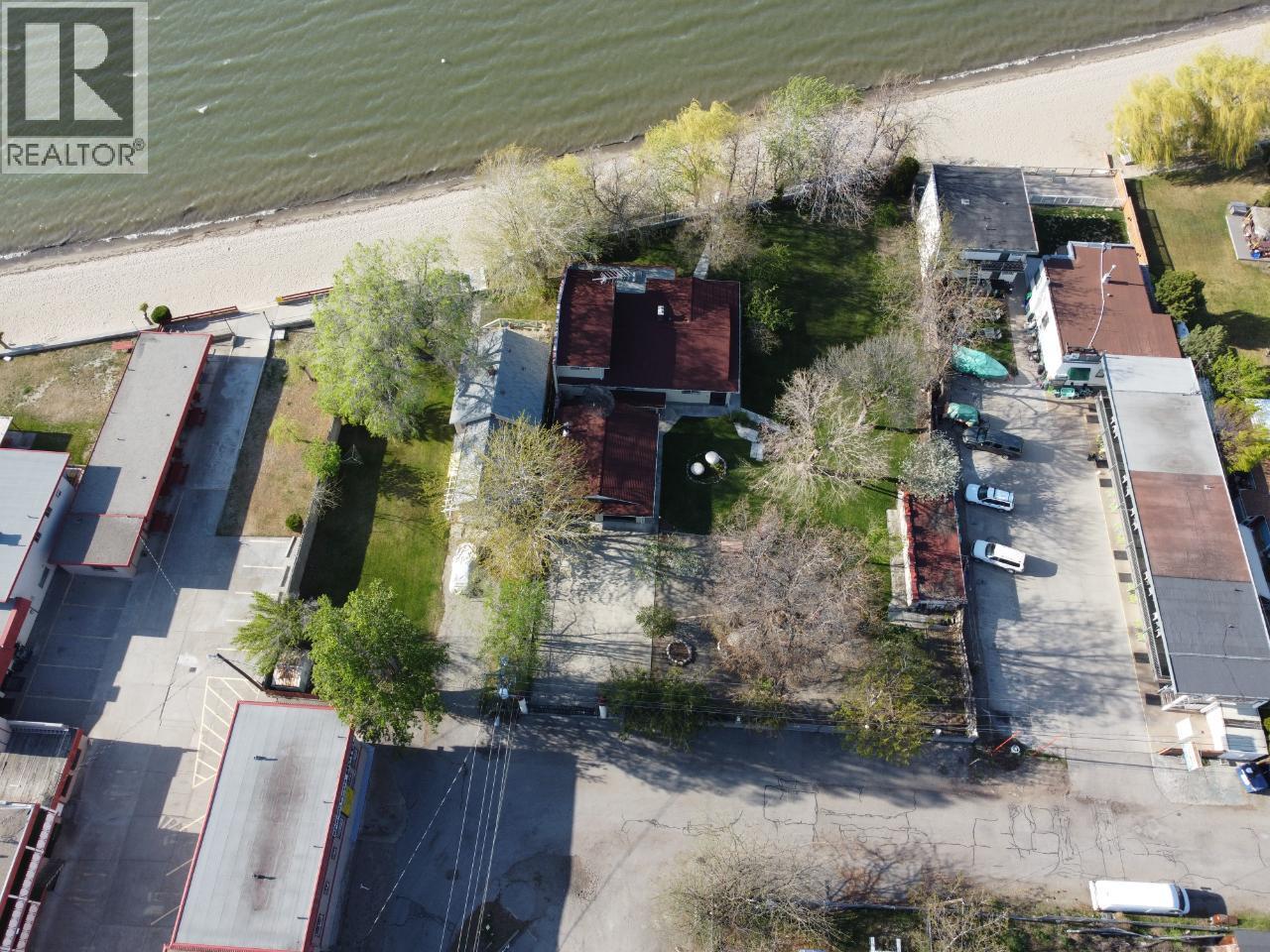 6906-6908 Ponderosa Drive, Osoyoos, British Columbia  V0H 1V3 - Photo 5 - 10391419
