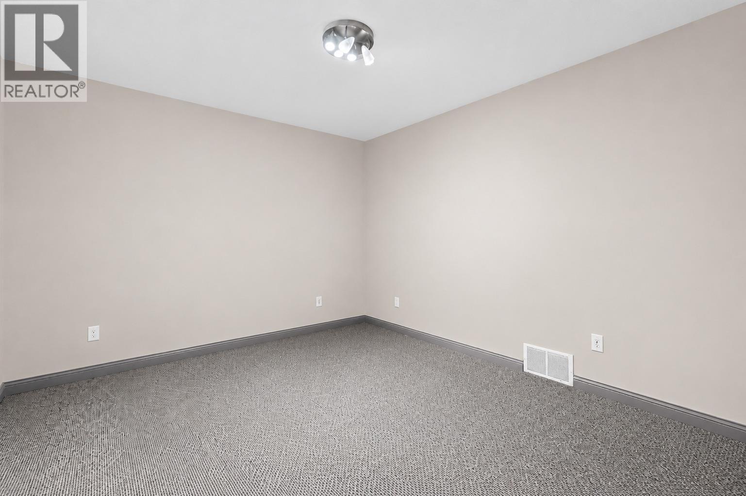 996 Arlington Court, Kamloops, British Columbia  V2B 8T4 - Photo 39 - 10391001