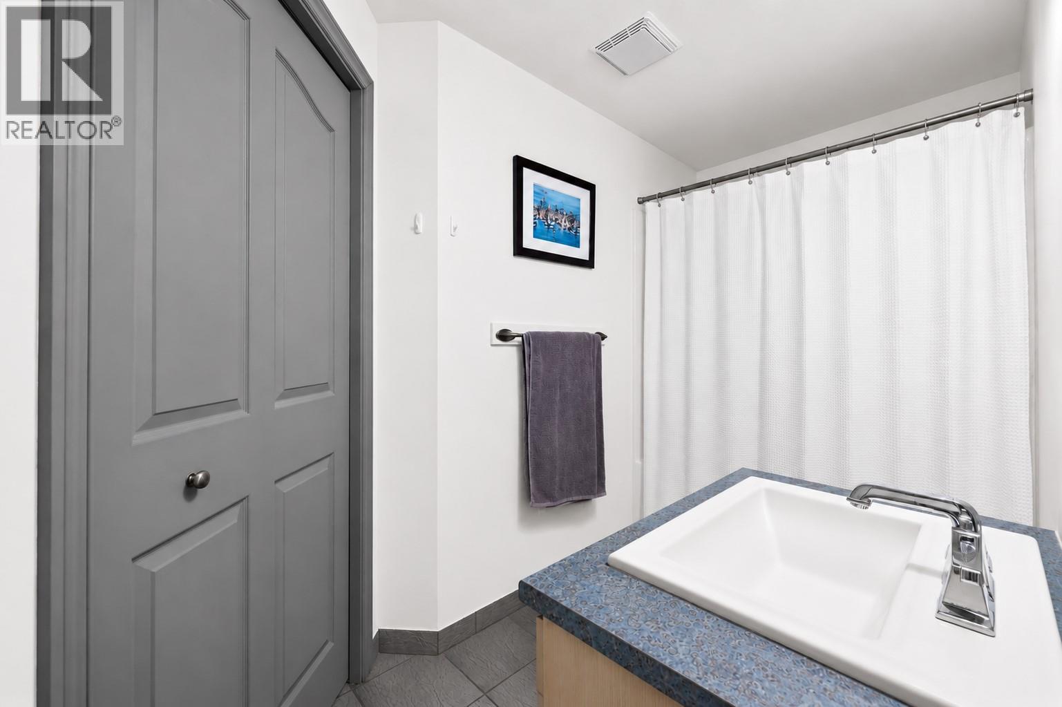 996 Arlington Court, Kamloops, British Columbia  V2B 8T4 - Photo 43 - 10391001