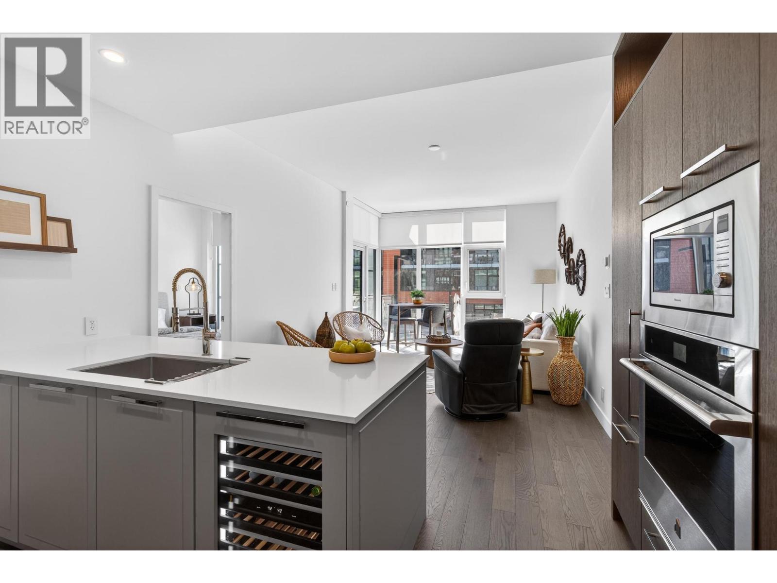 3389 Lakeshore Road Unit# 314, Kelowna, British Columbia  V1W 3S9 - Photo 6 - 10391416