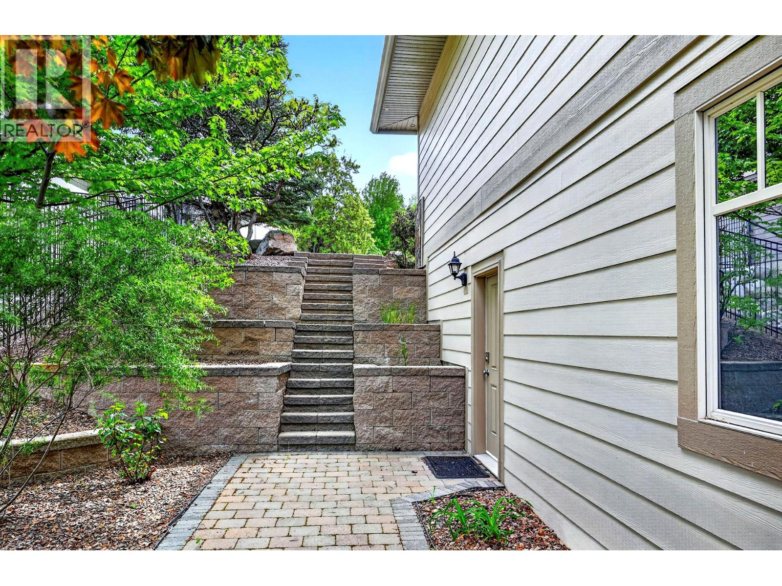 3080 Kicking Horse Drive, Kamloops, British Columbia  V2E 2T6 - Photo 59 - 10391362