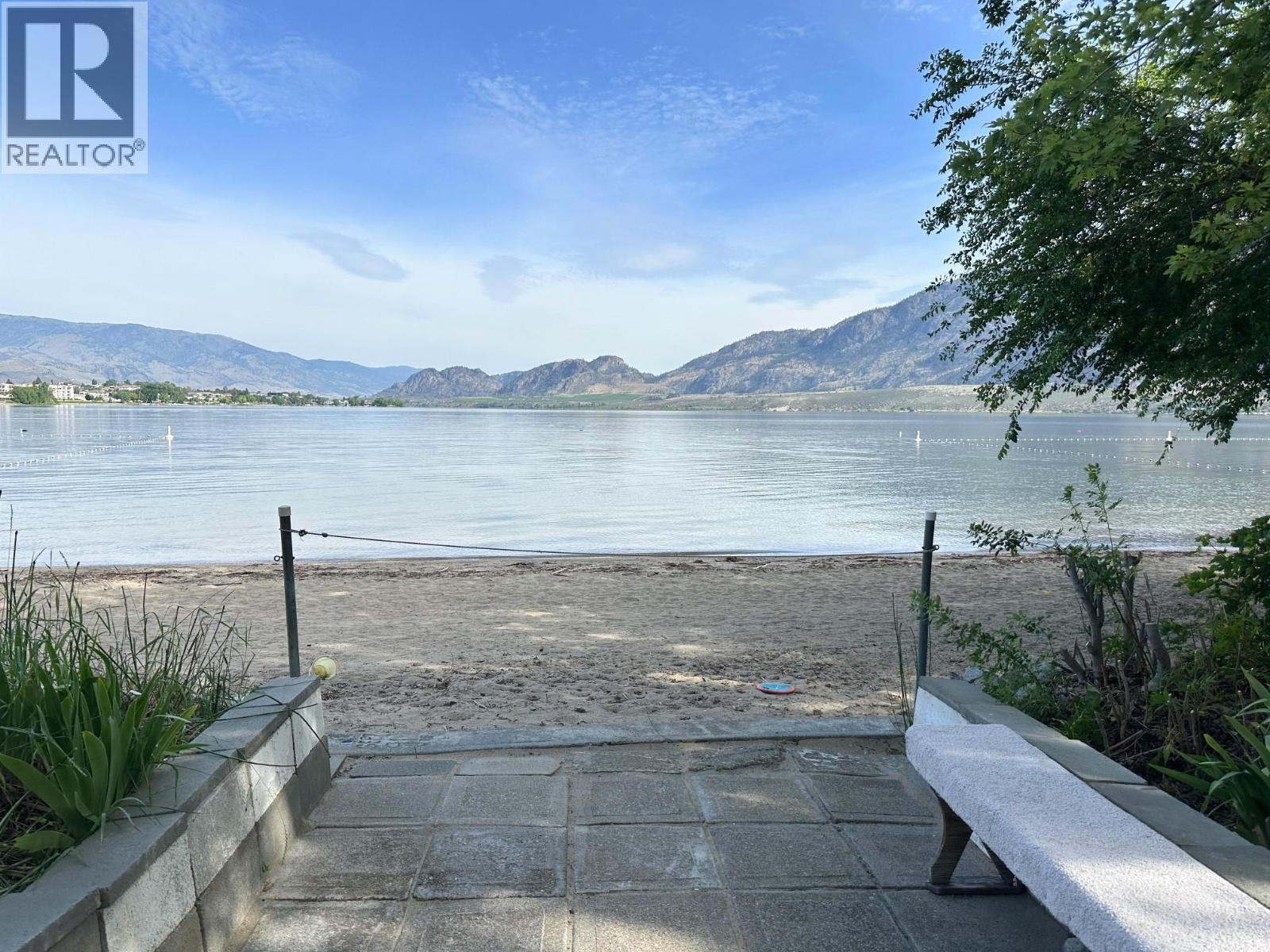 6910 Ponderosa Drive, Osoyoos, British Columbia  V0H 1V3 - Photo 16 - 10391423