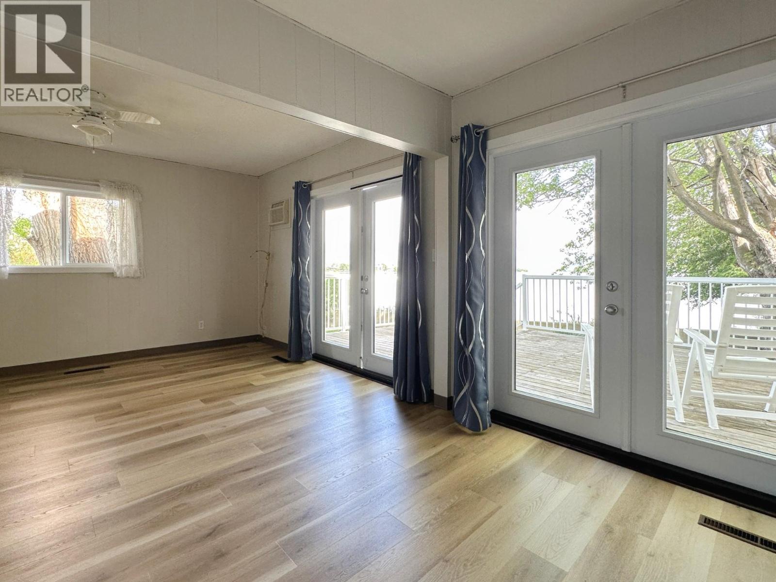 6910 Ponderosa Drive, Osoyoos, British Columbia  V0H 1V3 - Photo 32 - 10391423