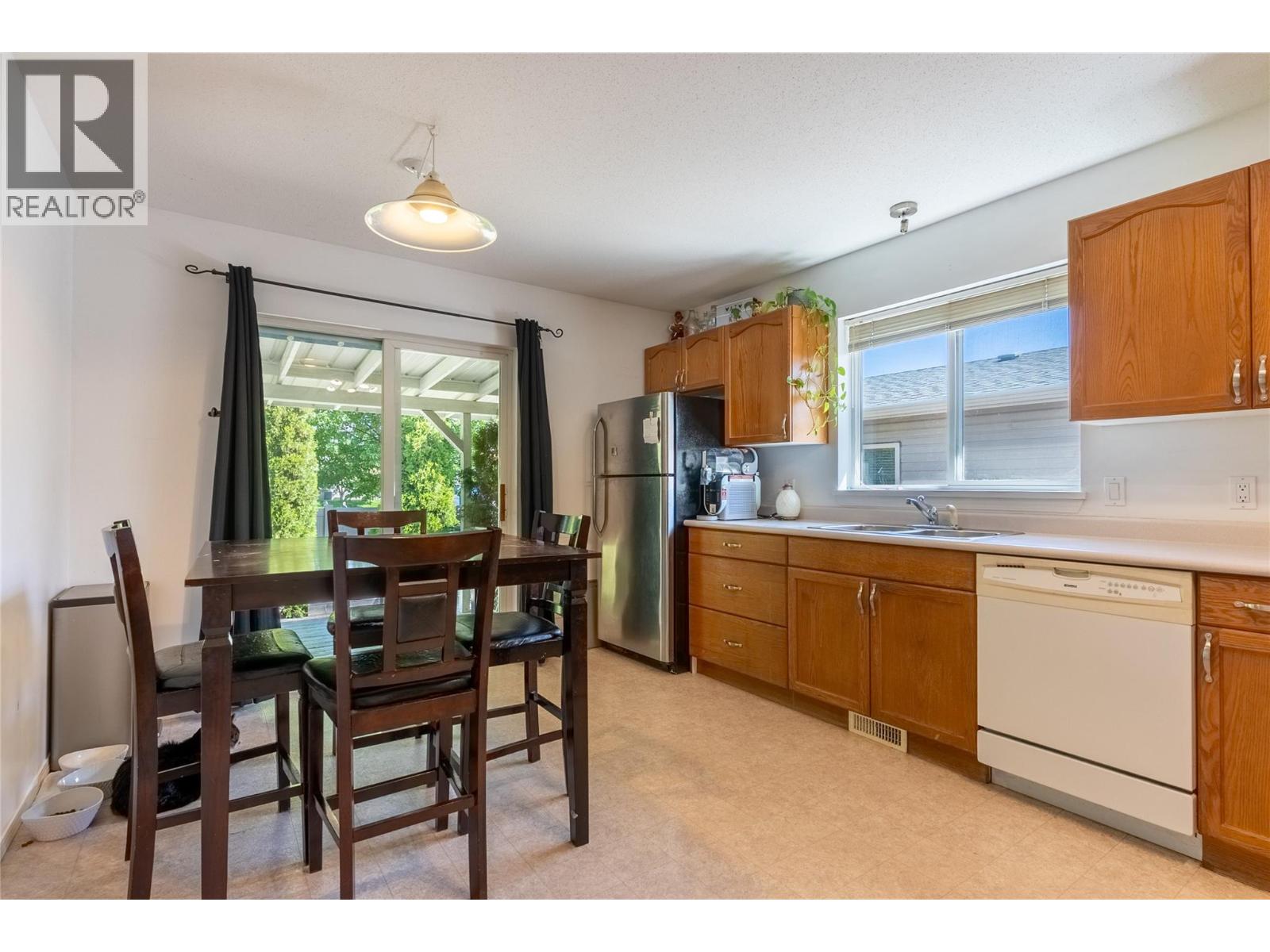1951 Lodgepole Drive Unit# 33, Kamloops, British Columbia  V1S 1Y1 - Photo 10 - 10391031