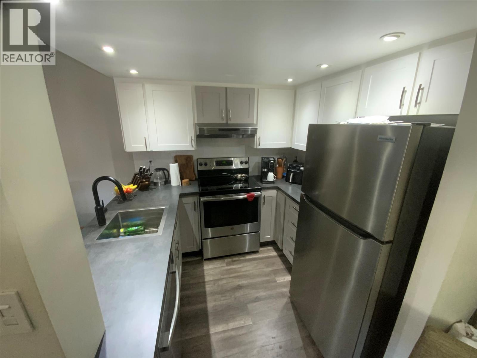 3140 Wilson Street Unit# 216, Penticton, British Columbia  V2A 7K4 - Photo 5 - 10391495