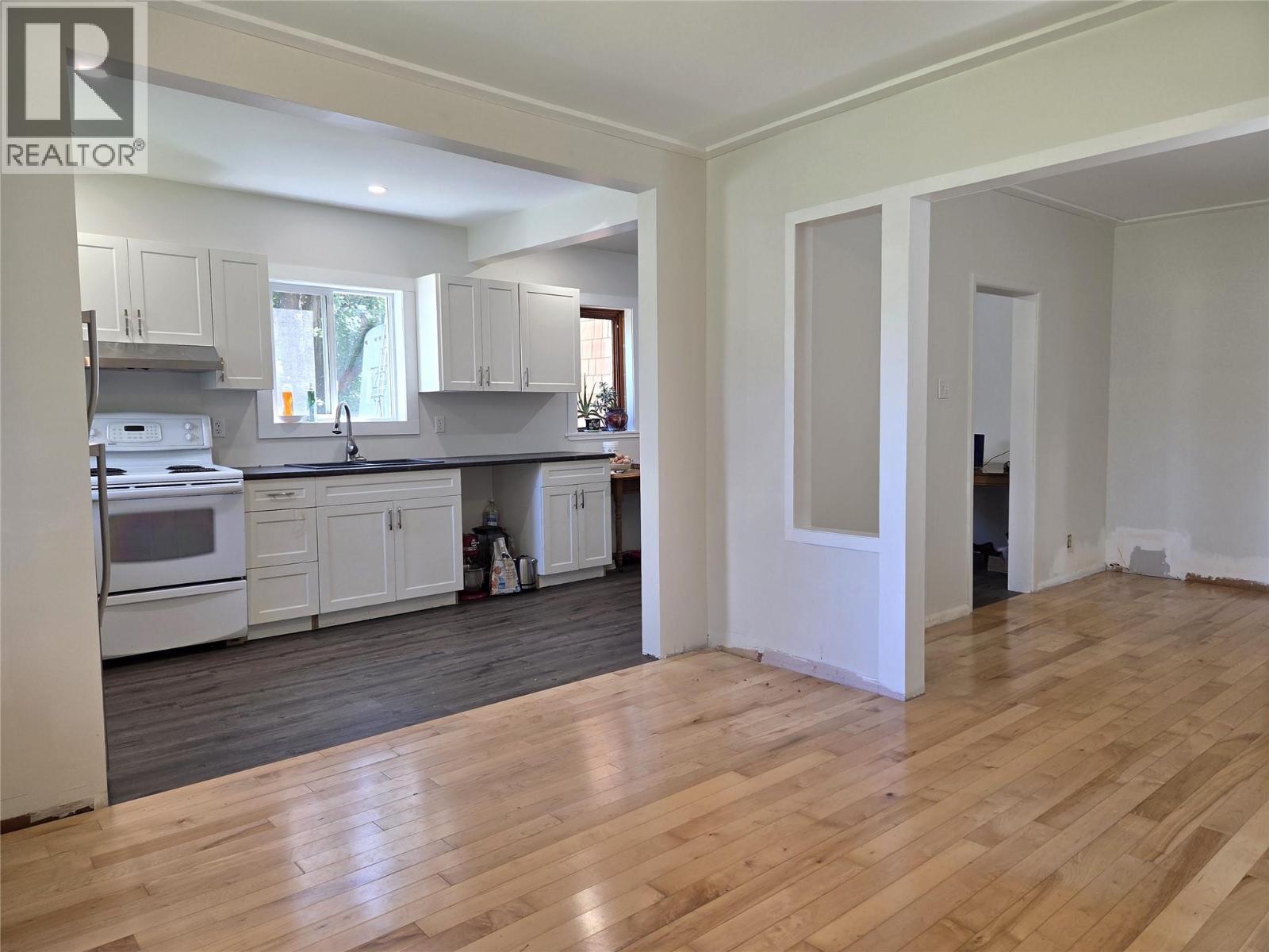 780 Cameron Avenue, Grand Forks, British Columbia  V0H 1H4 - Photo 10 - 10391459