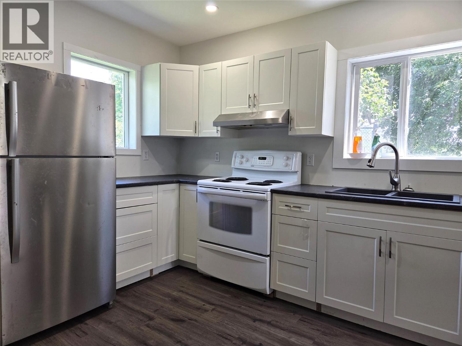 780 Cameron Avenue, Grand Forks, British Columbia  V0H 1H4 - Photo 4 - 10391459
