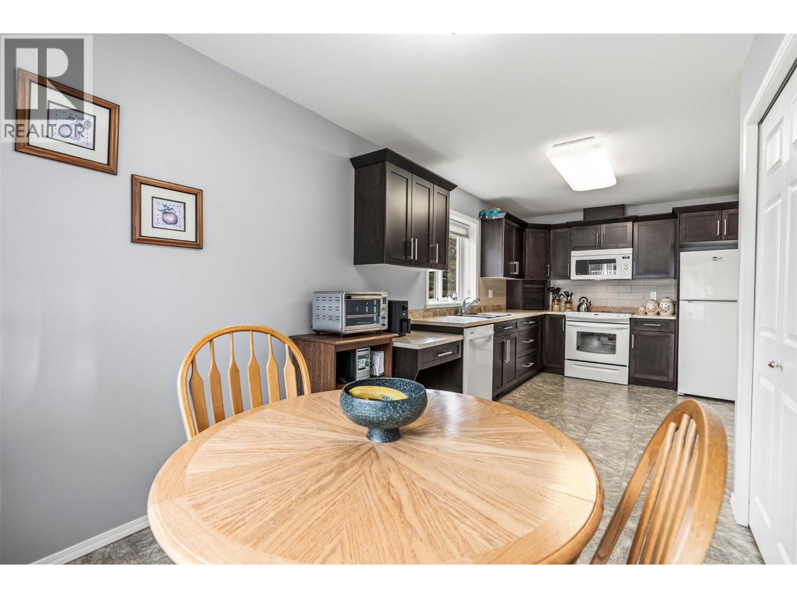 2675 Pine Avenue Unit# 54, Lumby, British Columbia  V0E 2G5 - Photo 12 - 10391414