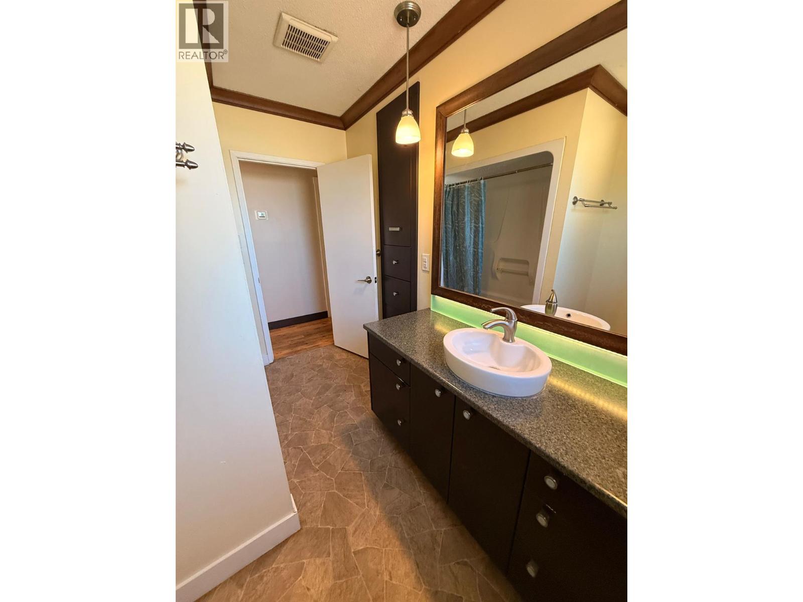 460 Mugford Road, Kelowna, British Columbia  V1X 2E7 - Photo 13 - 10391489
