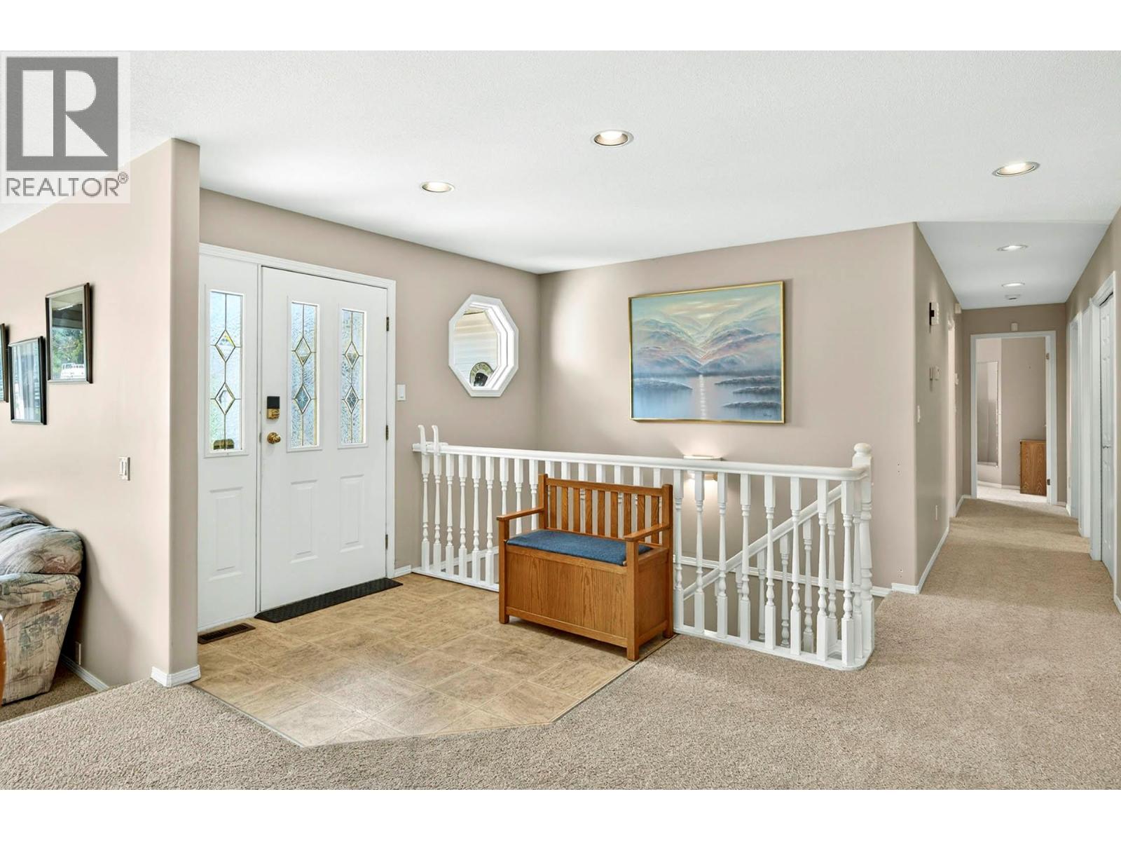 900 Windbreak Street, Kamloops, British Columbia  V2B 5P1 - Photo 2 - 10391355