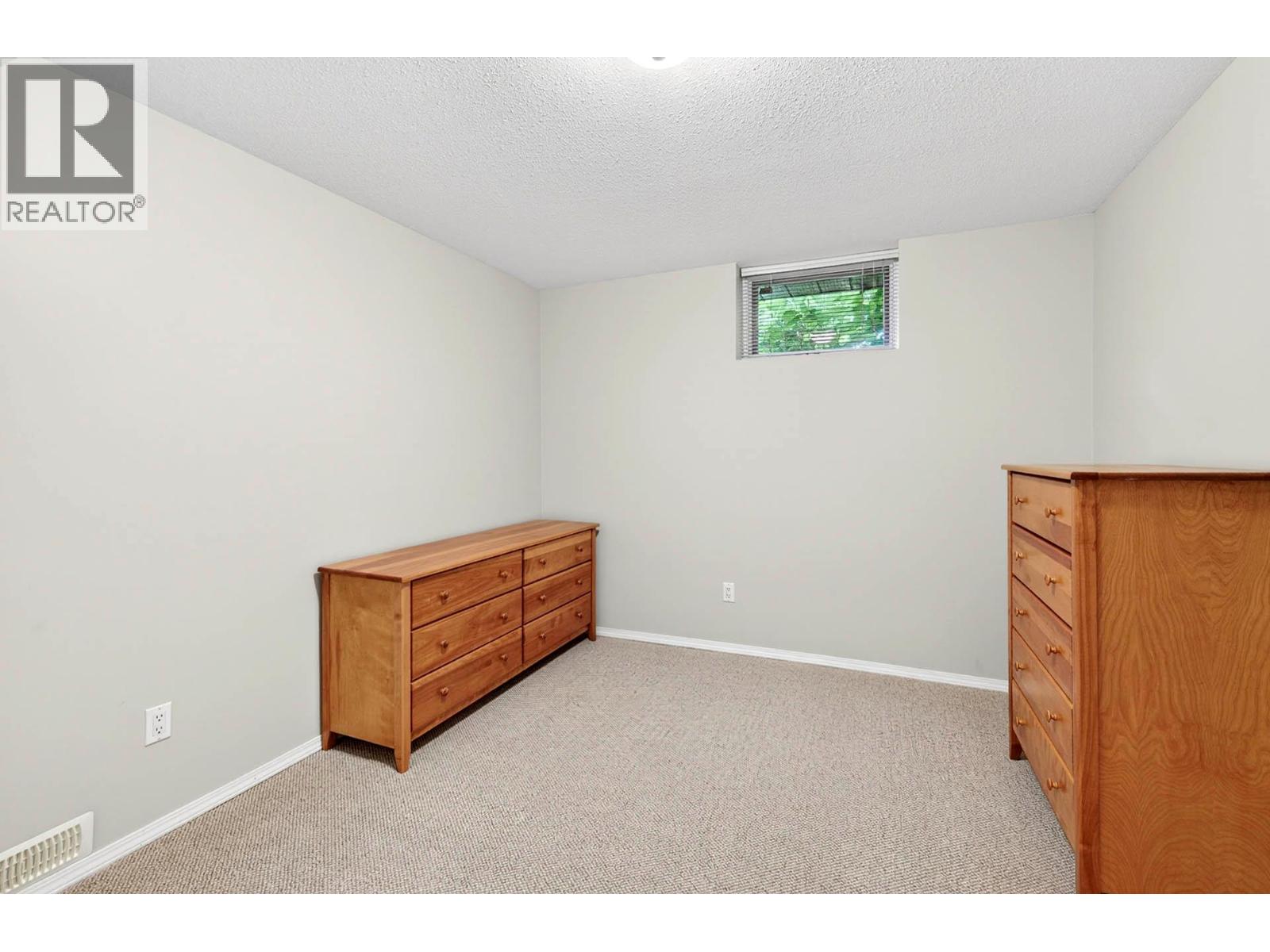 900 Windbreak Street, Kamloops, British Columbia  V2B 5P1 - Photo 39 - 10391355