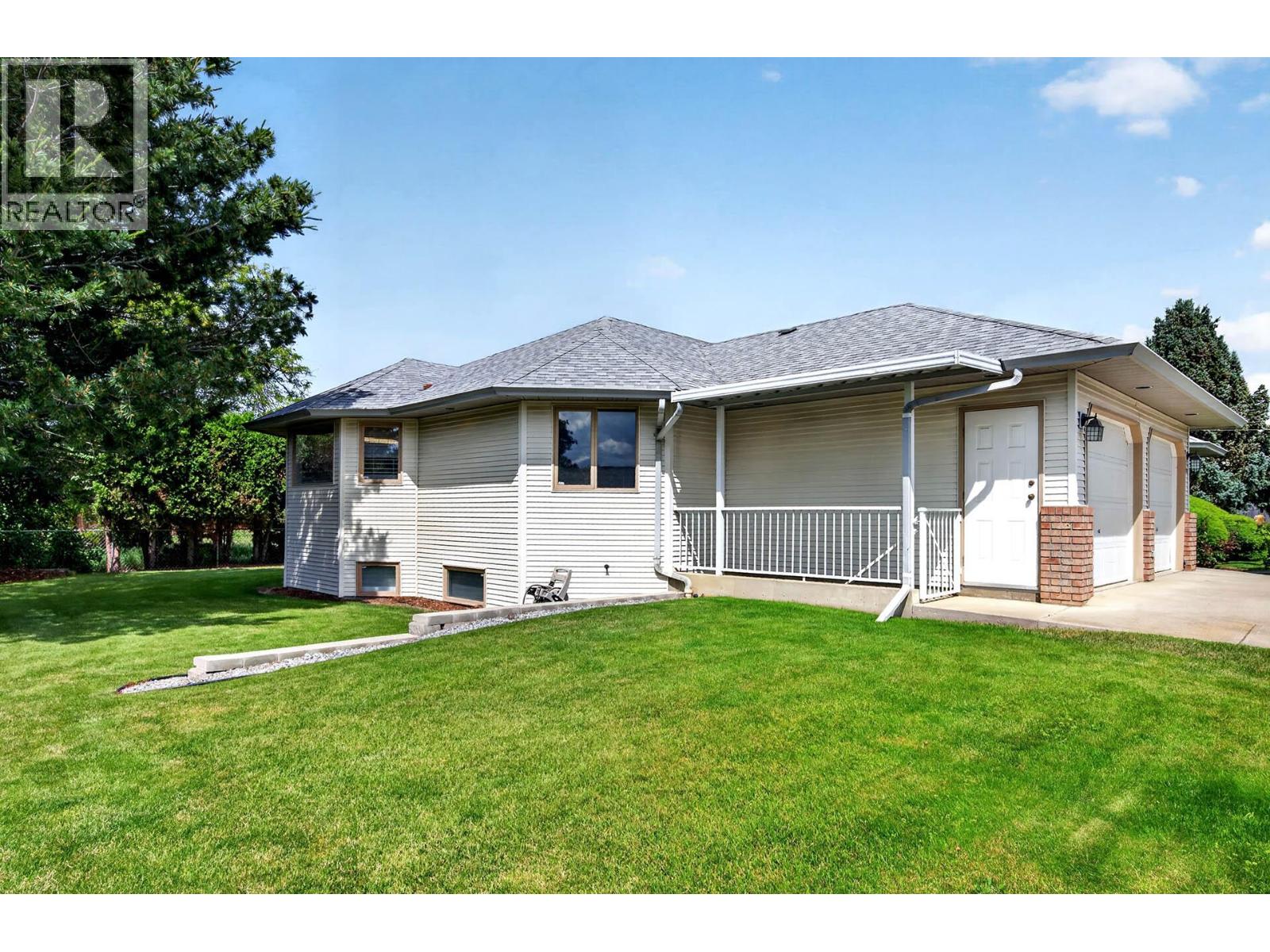 900 Windbreak Street, Kamloops, British Columbia  V2B 5P1 - Photo 53 - 10391355