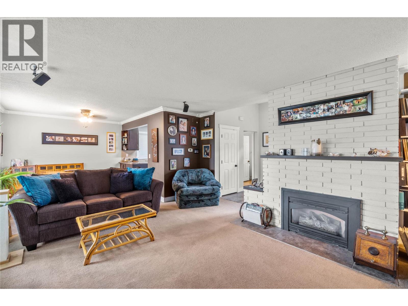 892 Cramond Road, Kamloops, British Columbia  V2B 6J9 - Photo 5 - 10391175
