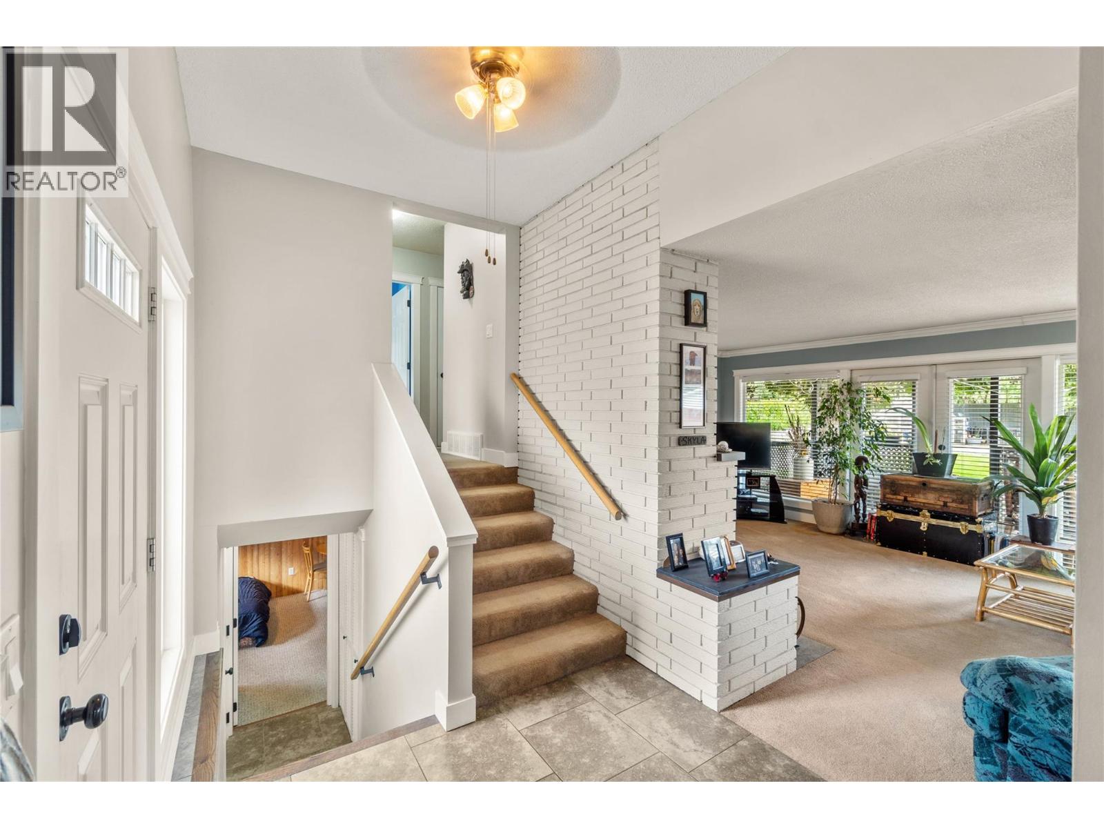 892 Cramond Road, Kamloops, British Columbia  V2B 6J9 - Photo 9 - 10391175