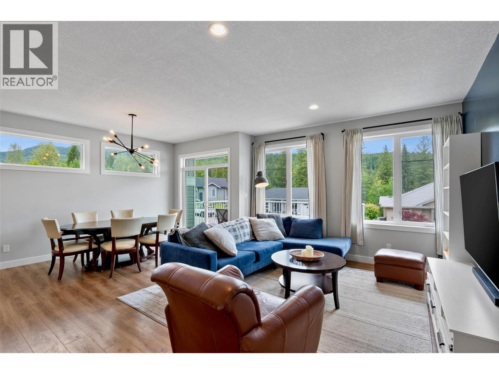 2533 Valley Place, Blind Bay, British Columbia  V0E 1H2 - Photo 8 - 10390203