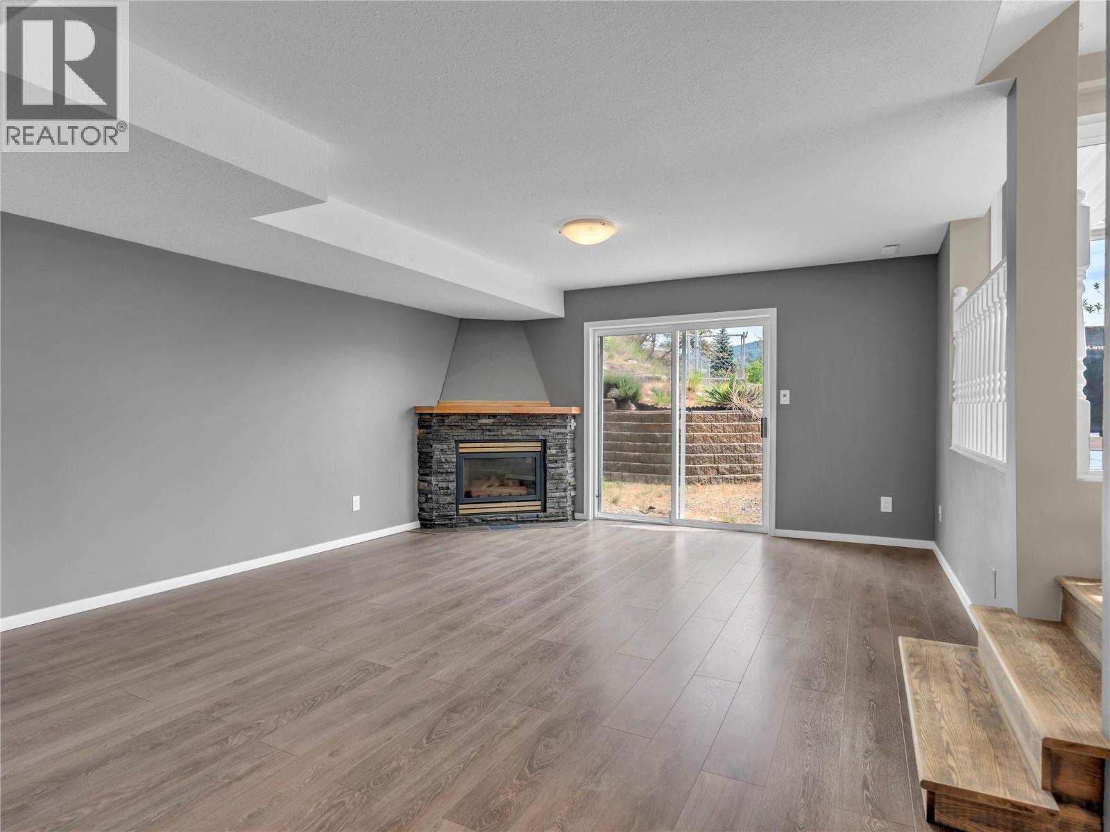 1357 Peachcliff Place, Okanagan Falls, British Columbia  V0H 1R1 - Photo 2 - 10390742