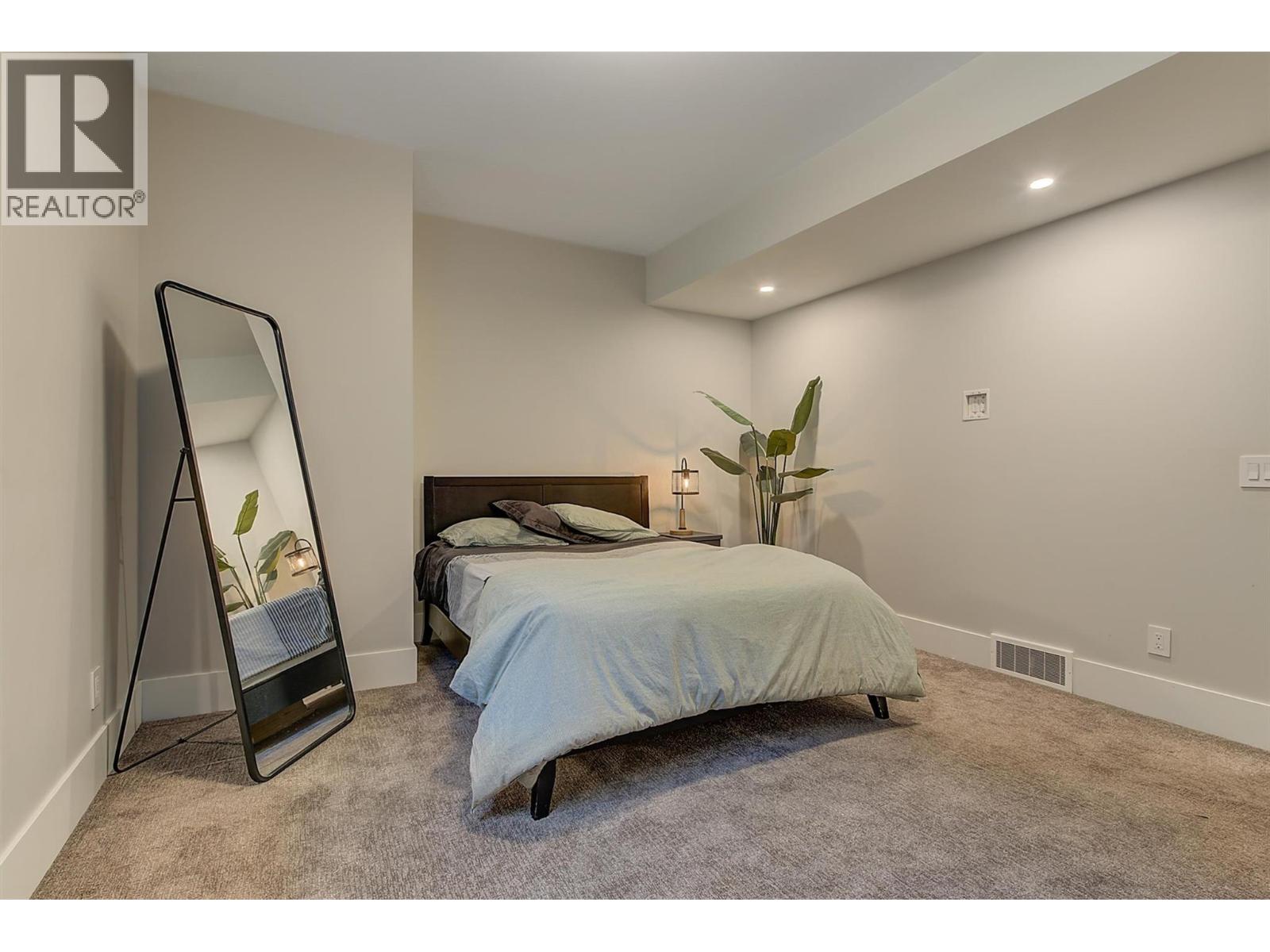 1612 Vincent Place, Kelowna, British Columbia  V1W 5N9 - Photo 78 - 10391491