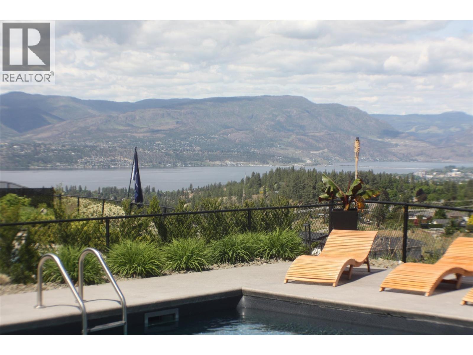 1612 Vincent Place, Kelowna, British Columbia  V1W 5N9 - Photo 8 - 10391491