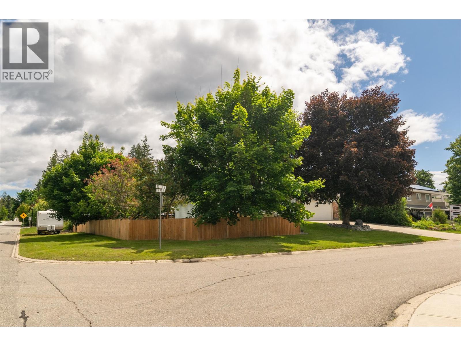 470 23 Street Ne, Salmon Arm, British Columbia  V1E 1Y7 - Photo 69 - 10391409