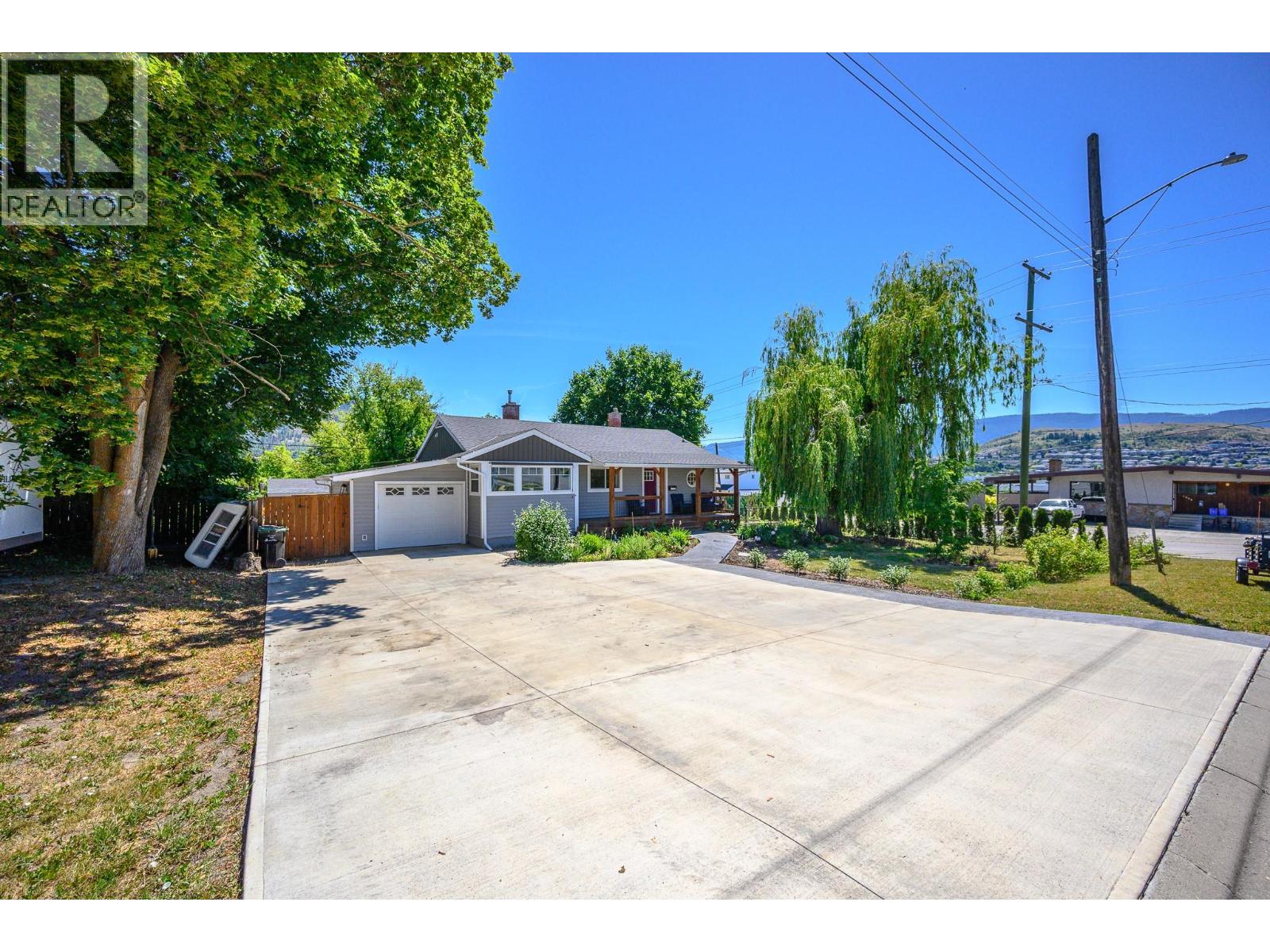 2501 17 Street, Vernon, British Columbia  V1T 3Y5 - Photo 3 - 10391470