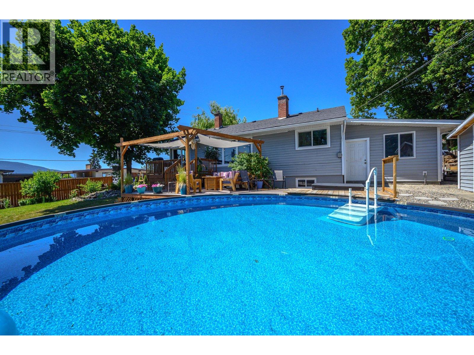 2501 17 Street, Vernon, British Columbia  V1T 3Y5 - Photo 38 - 10391470