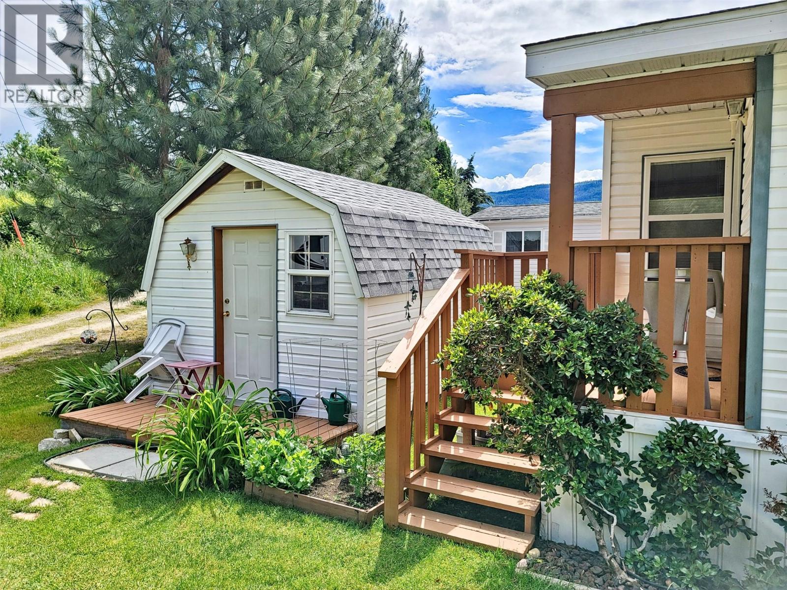 651 Rosedale Road Unit# 9, Castlegar, British Columbia  V1N 4L2 - Photo 9 - 10391359