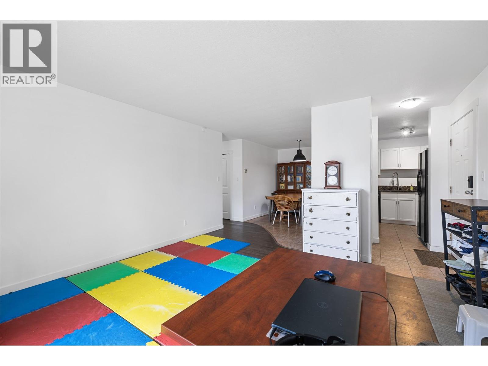 735 Cook Road Unit# 104c, Kelowna, British Columbia  V1W 3G6 - Photo 3 - 10391194