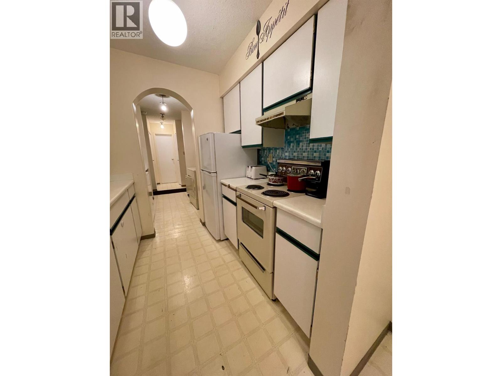 1335 Alpine Drive Unit# 308b, Elkford, British Columbia  V0B 1H0 - Photo 3 - 10391466