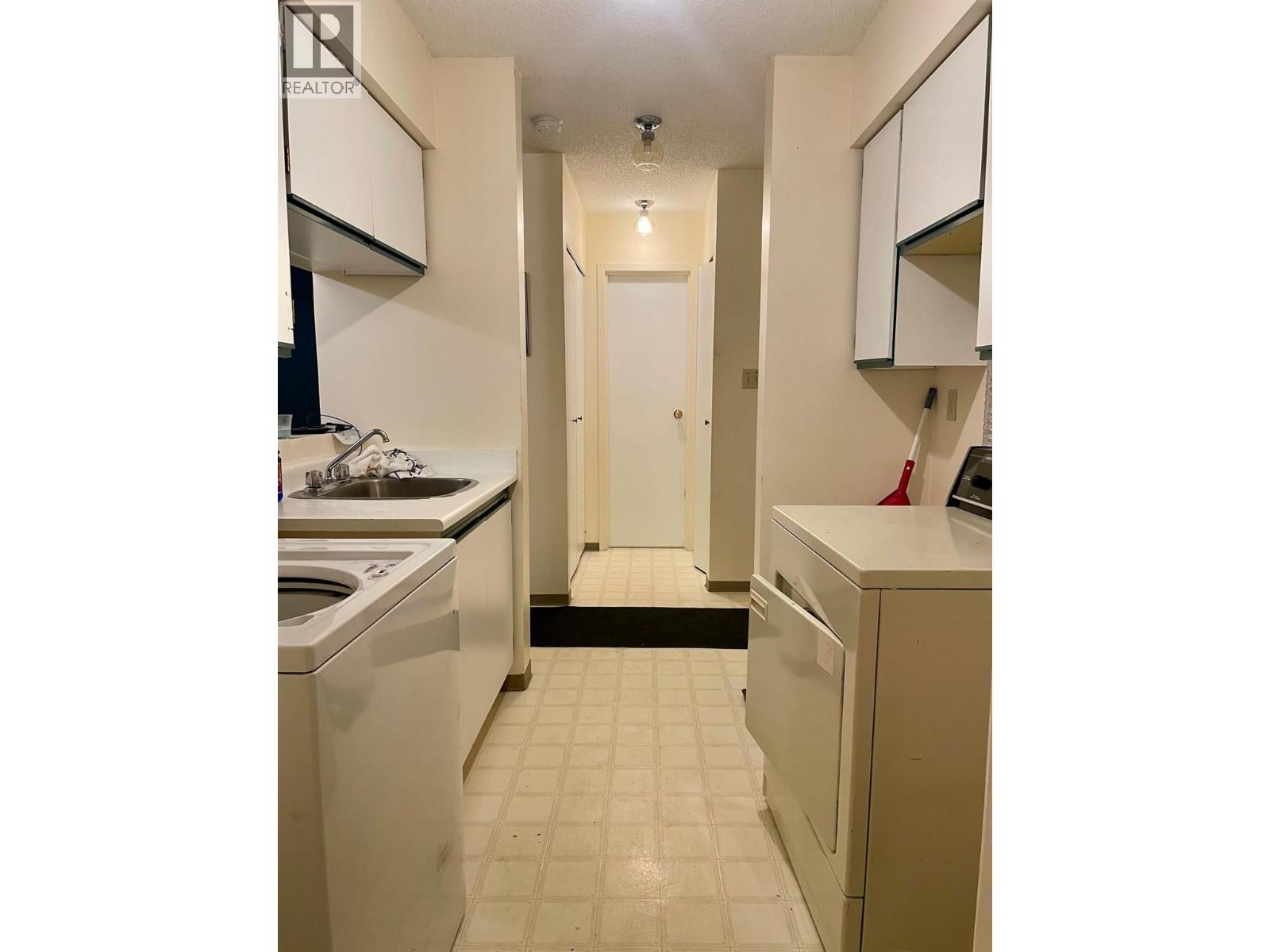 1335 Alpine Drive Unit# 308b, Elkford, British Columbia  V0B 1H0 - Photo 5 - 10391466