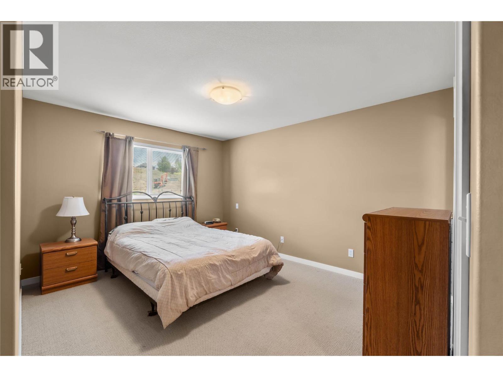 1914 Snowberry Crescent, Kamloops, British Columbia  V1S 1Z8 - Photo 8 - 10390602