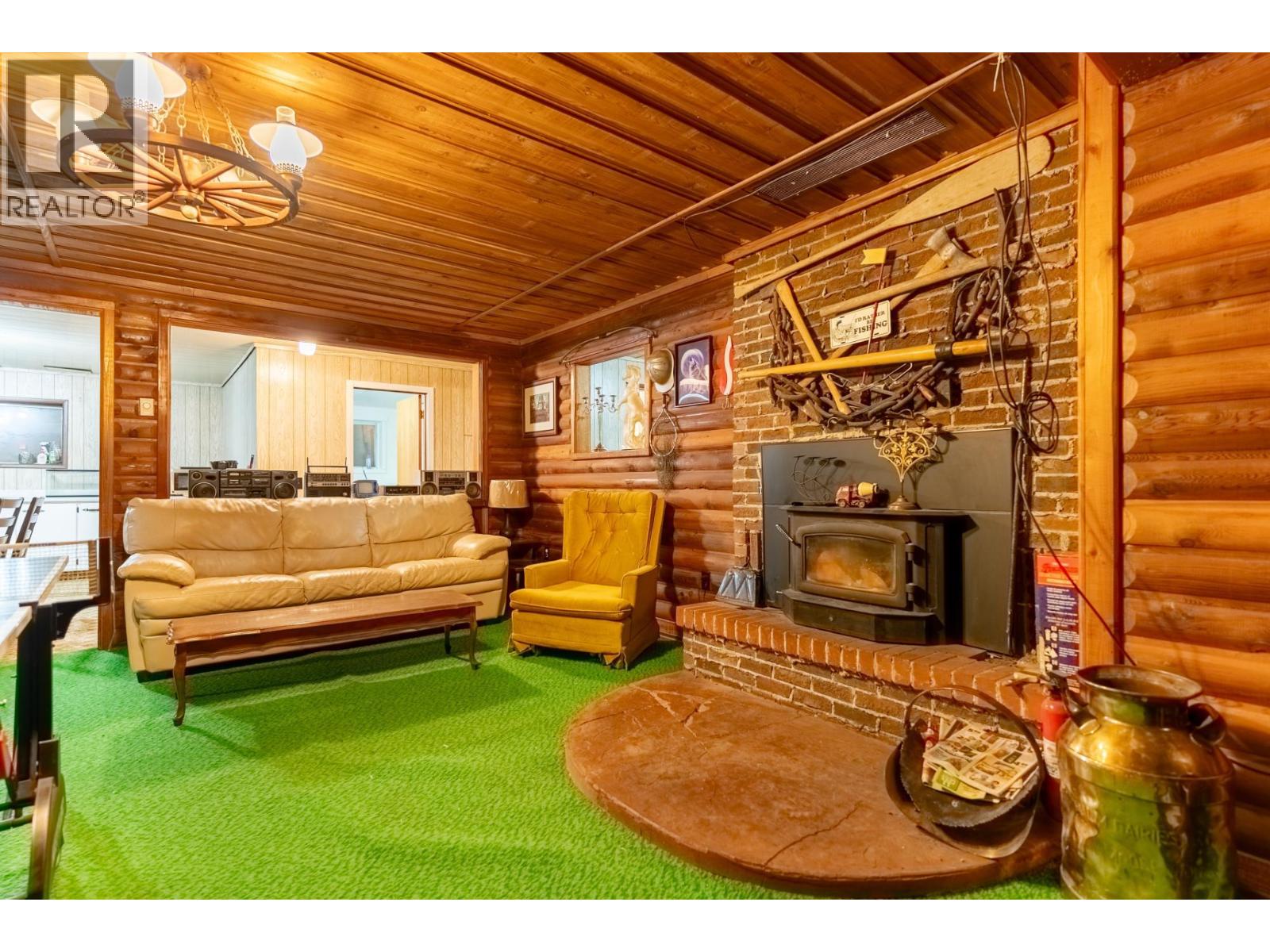 535 Arbutus Street, Chase, British Columbia  V0E 1M0 - Photo 3 - 10387163