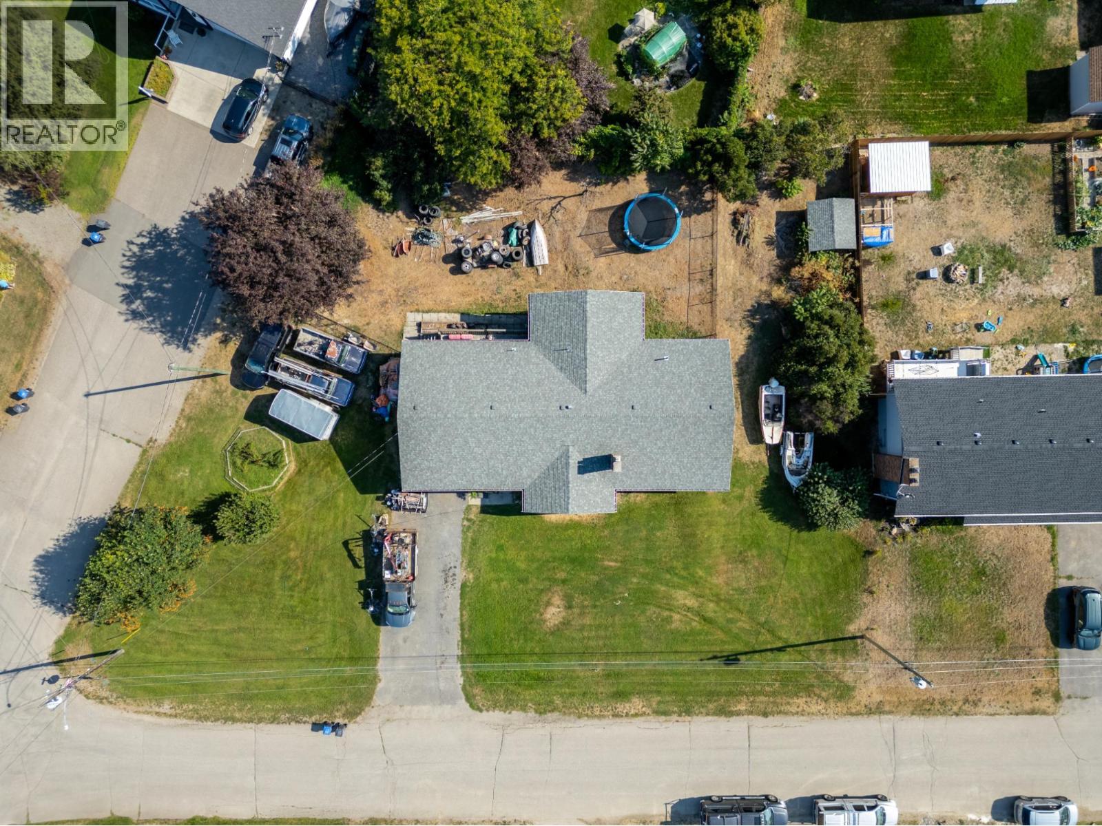 535 Arbutus Street, Chase, British Columbia  V0E 1M0 - Photo 5 - 10387163